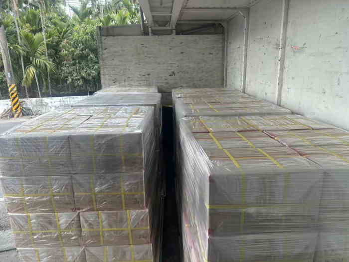 香港进口代理.jpg
